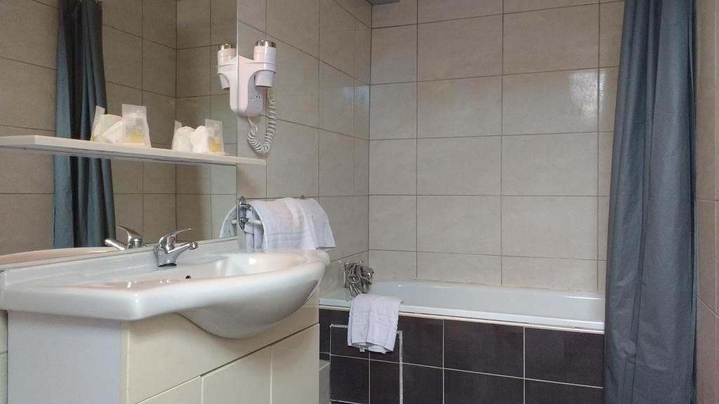 Hotel Le Sauvage Dijon Bagian luar foto